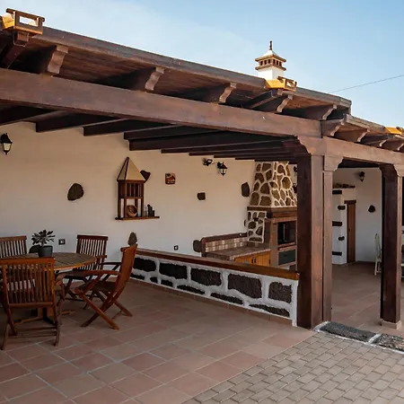 Casa Tilama بيت للعطل