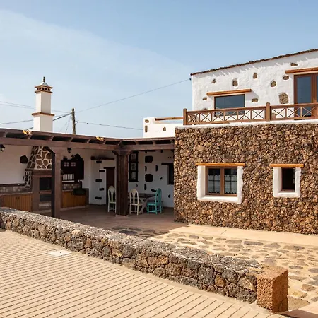 Casa Tilama *